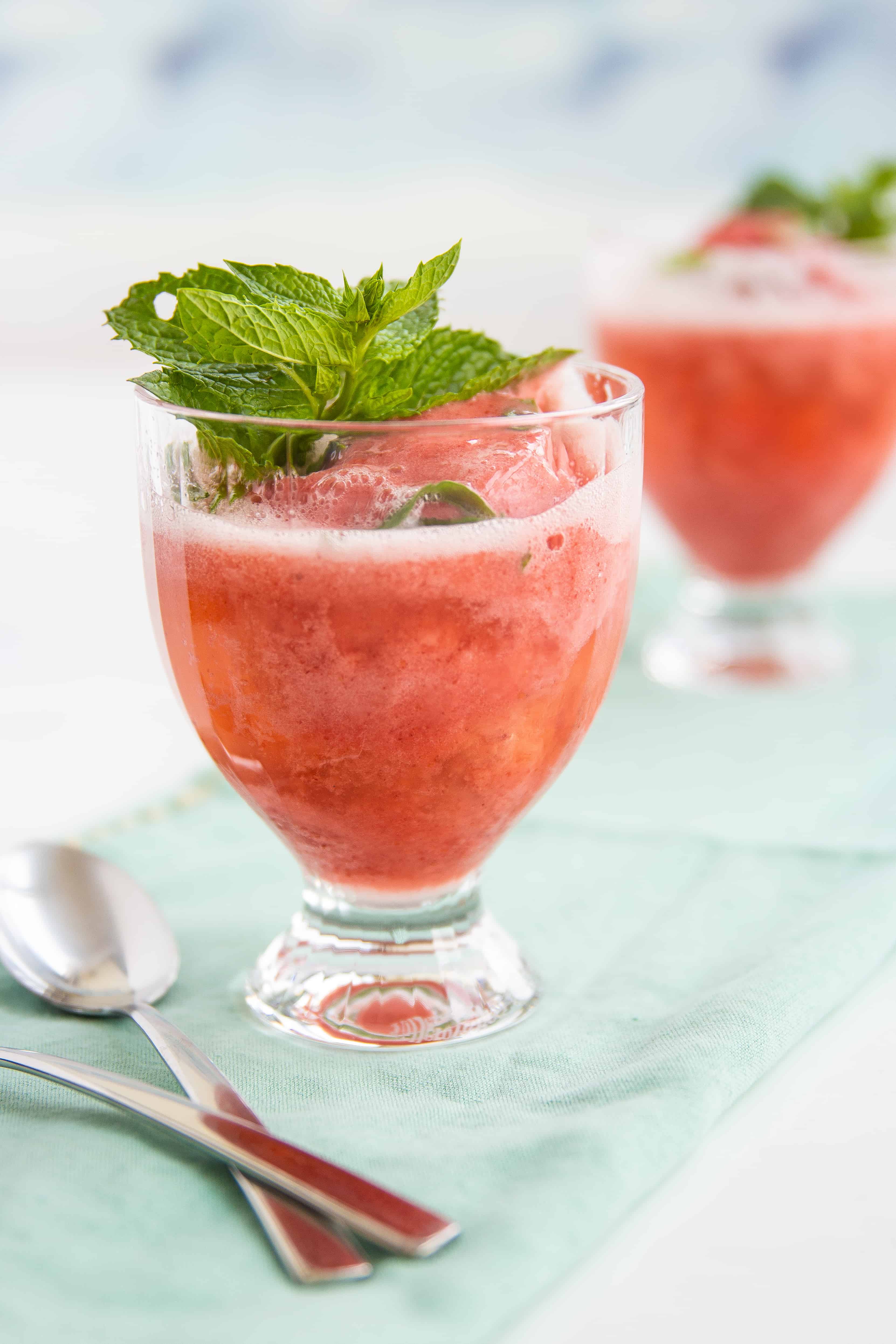 Delicious and Refreshing Strawberry Puree Drink Recipes to Try at Home